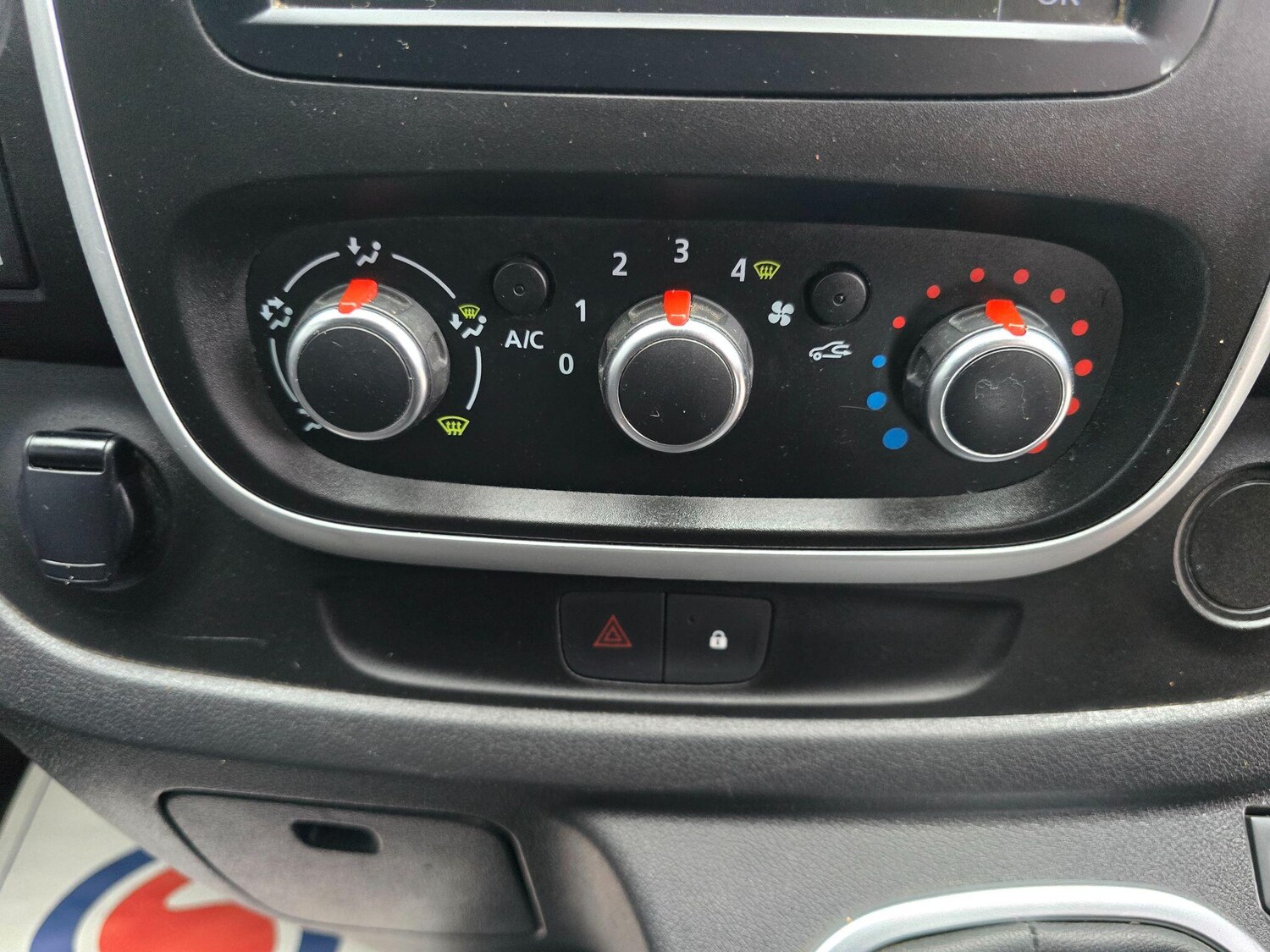 Used Nissan NV300 2020 for sale - 77376490: Photo 10