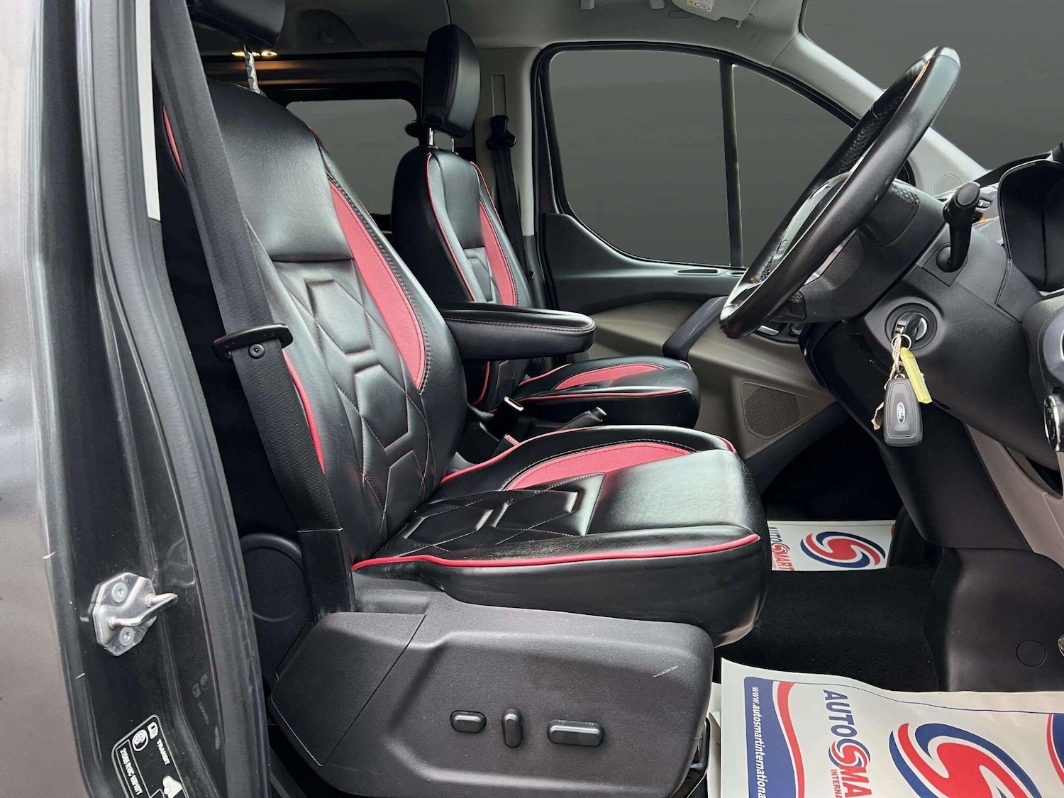 Used Ford Transit Custom 2018 for sale - 76997194: Photo 40