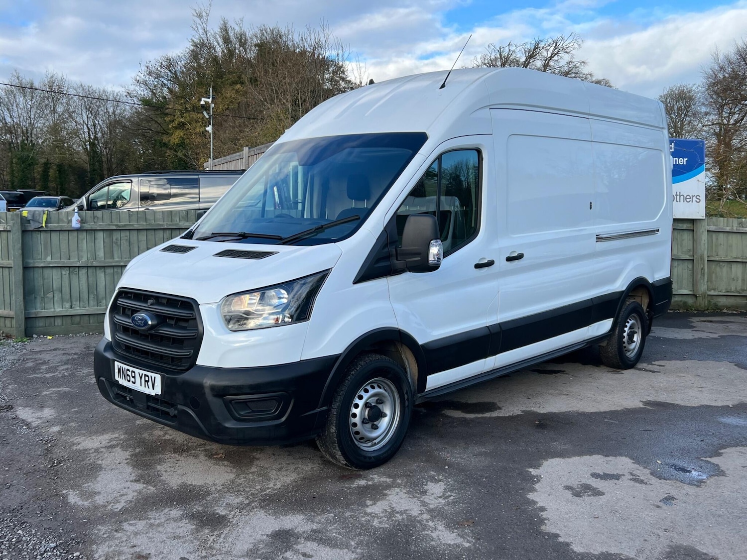 Used Ford Transit 2019 for sale - 76620407: Photo 1