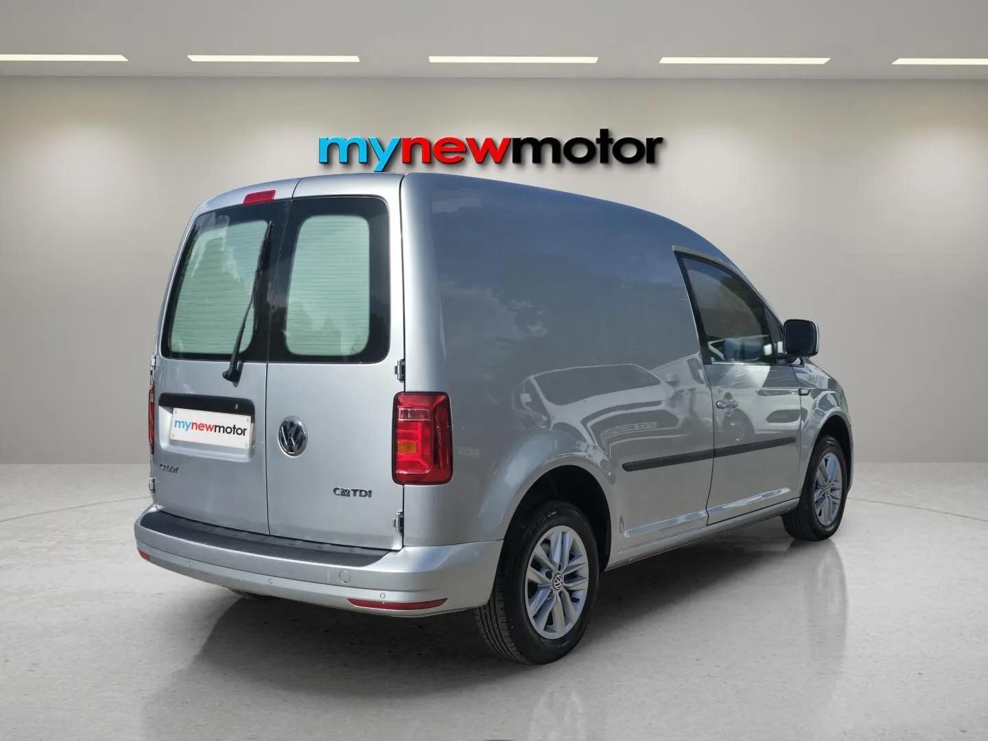 Used Volkswagen Caddy 2016 for sale - 76964600: Photo 5