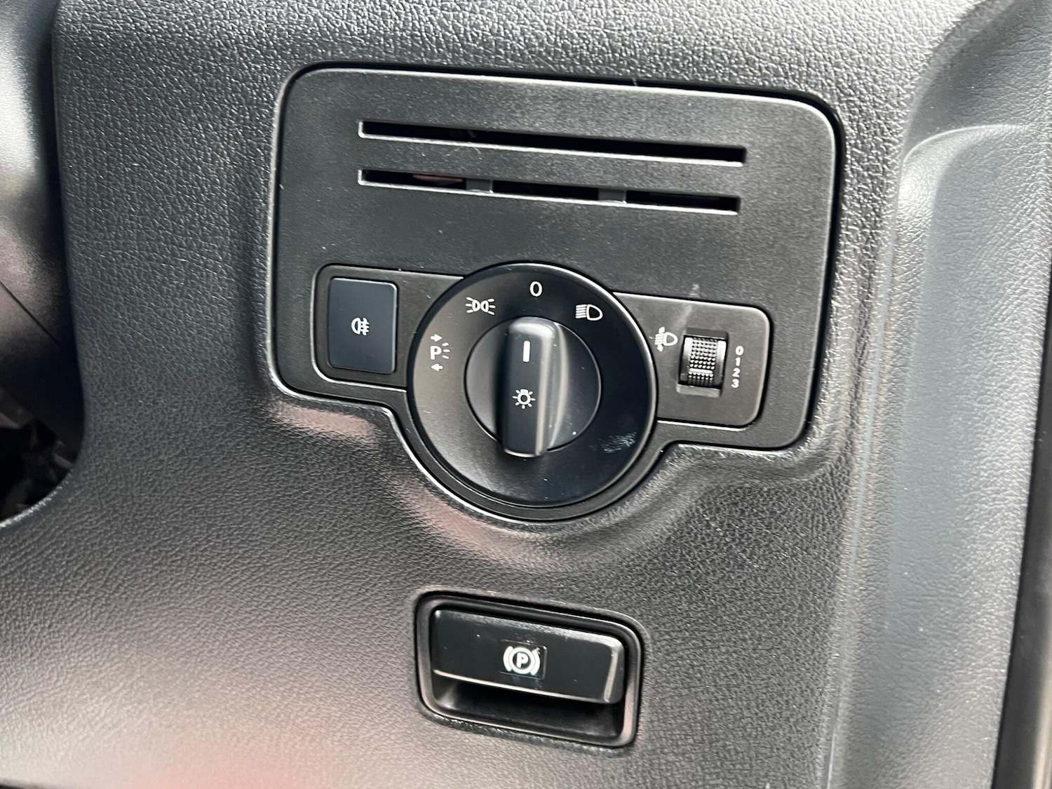 Used Mercedes-Benz Vito 2017 for sale - 78019331: Photo 16