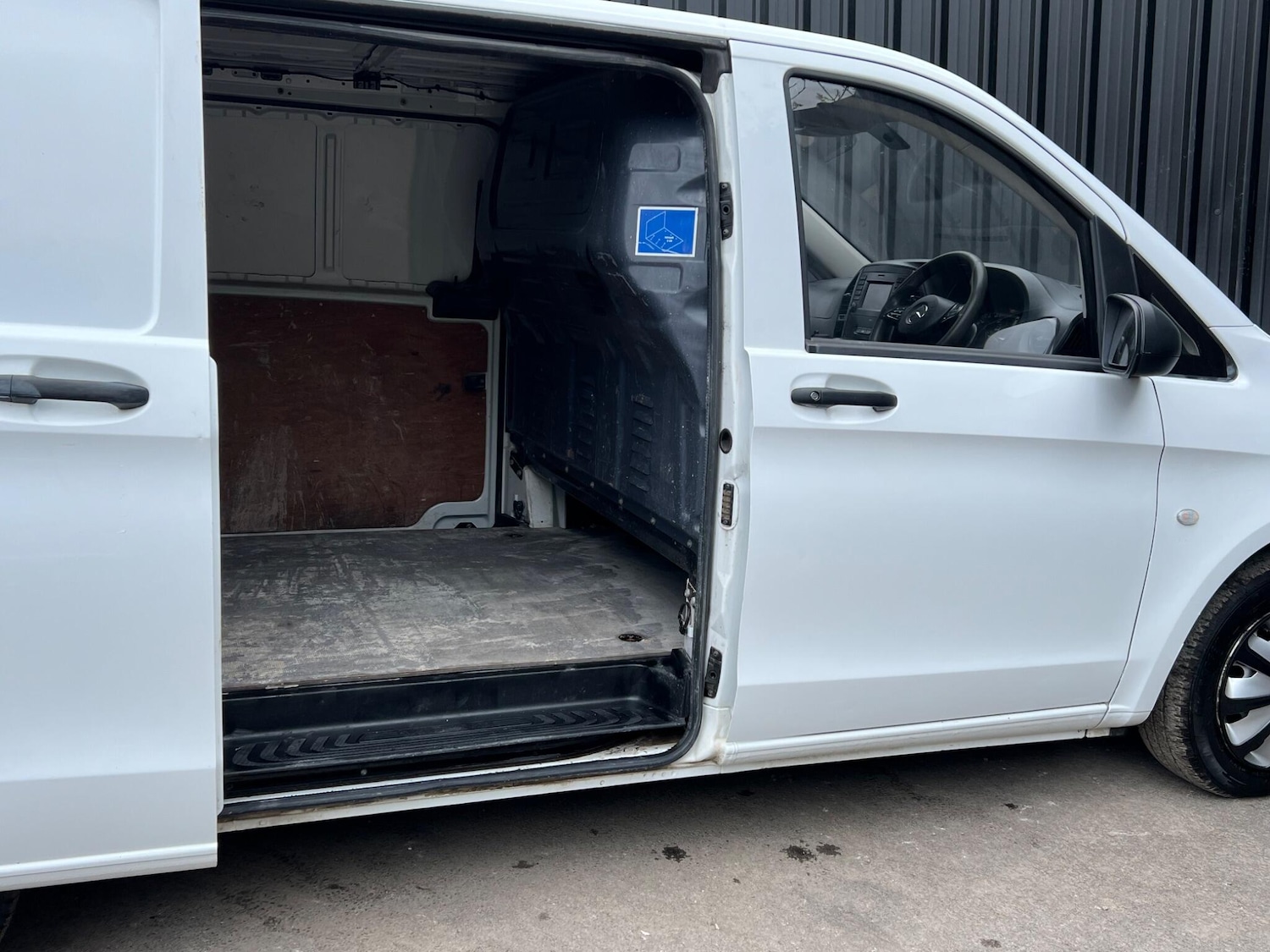 Used Mercedes-Benz Vito 2017 for sale - 78019331: Photo 25