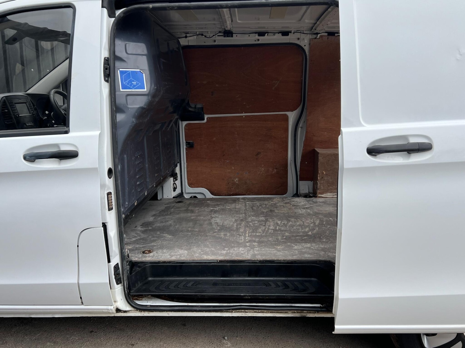 Used Mercedes-Benz Vito 2017 for sale - 78019331: Photo 28