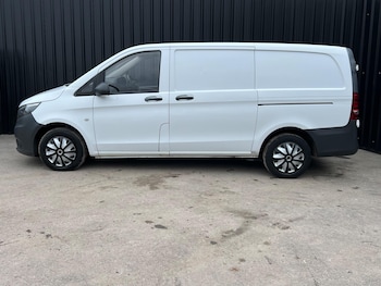 Used Mercedes-Benz Vito 2017 for sale - 78019331: Photo