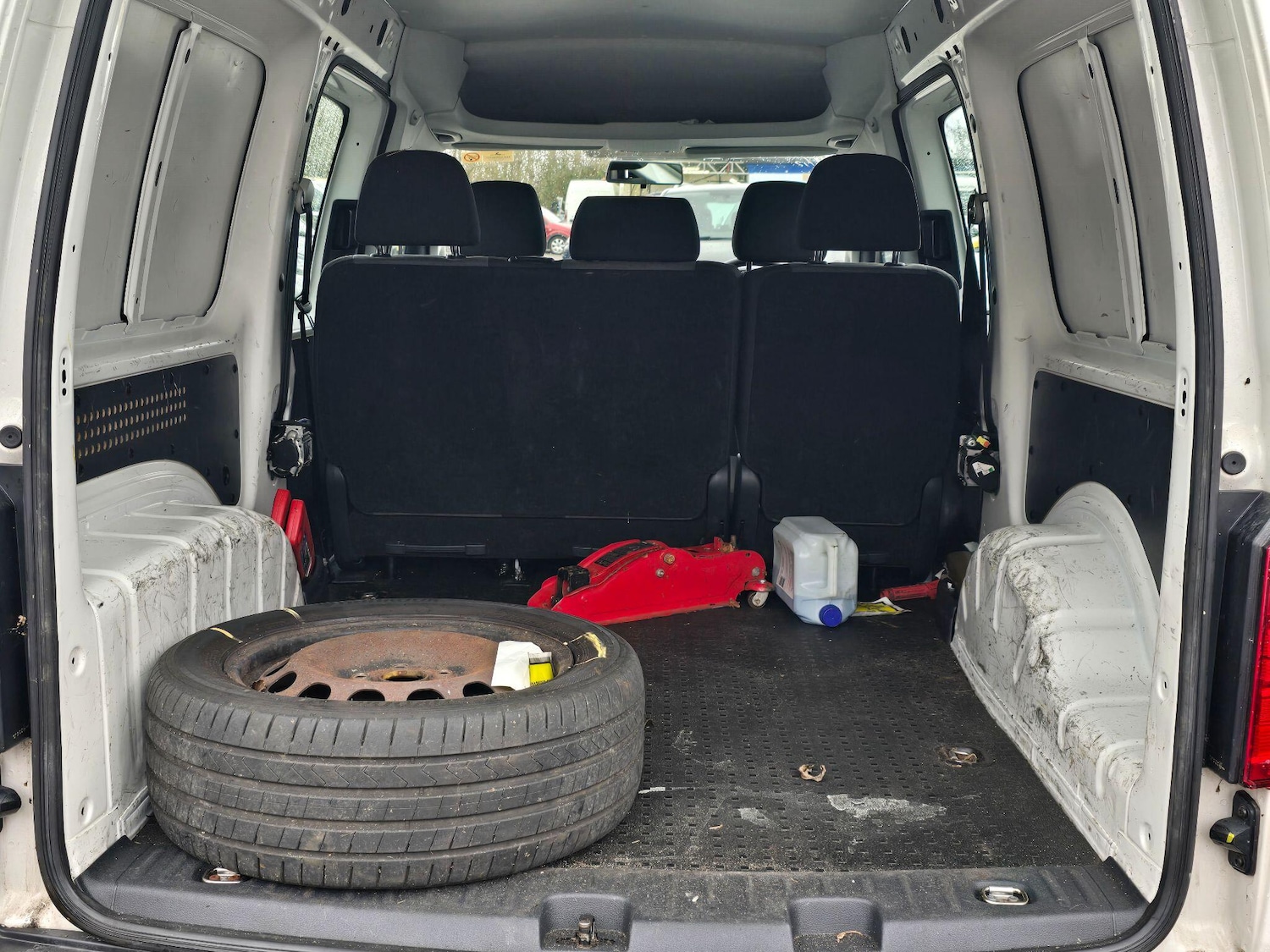 Used Volkswagen Caddy Maxi 2017 for sale - 77279450: Photo 15