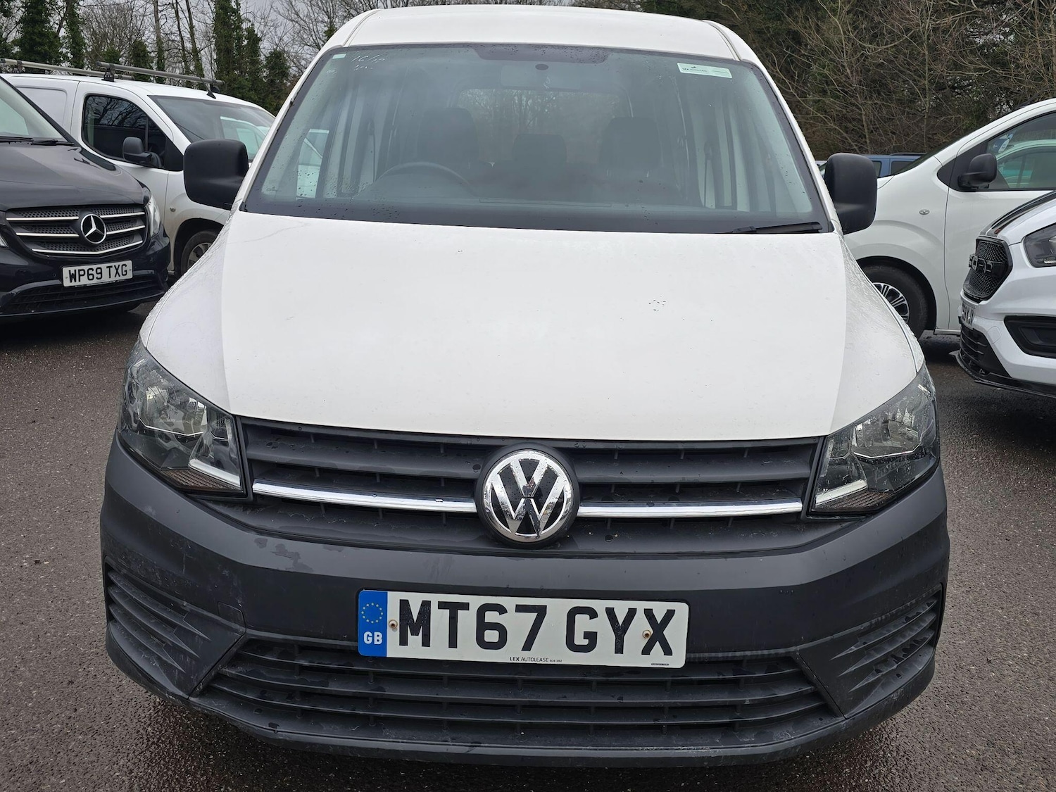 Used Volkswagen Caddy Maxi 2017 for sale - 77279450: Photo 2