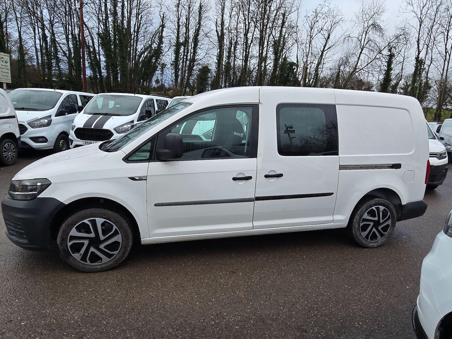 Used Volkswagen Caddy Maxi 2017 for sale - 77279450: Photo 4