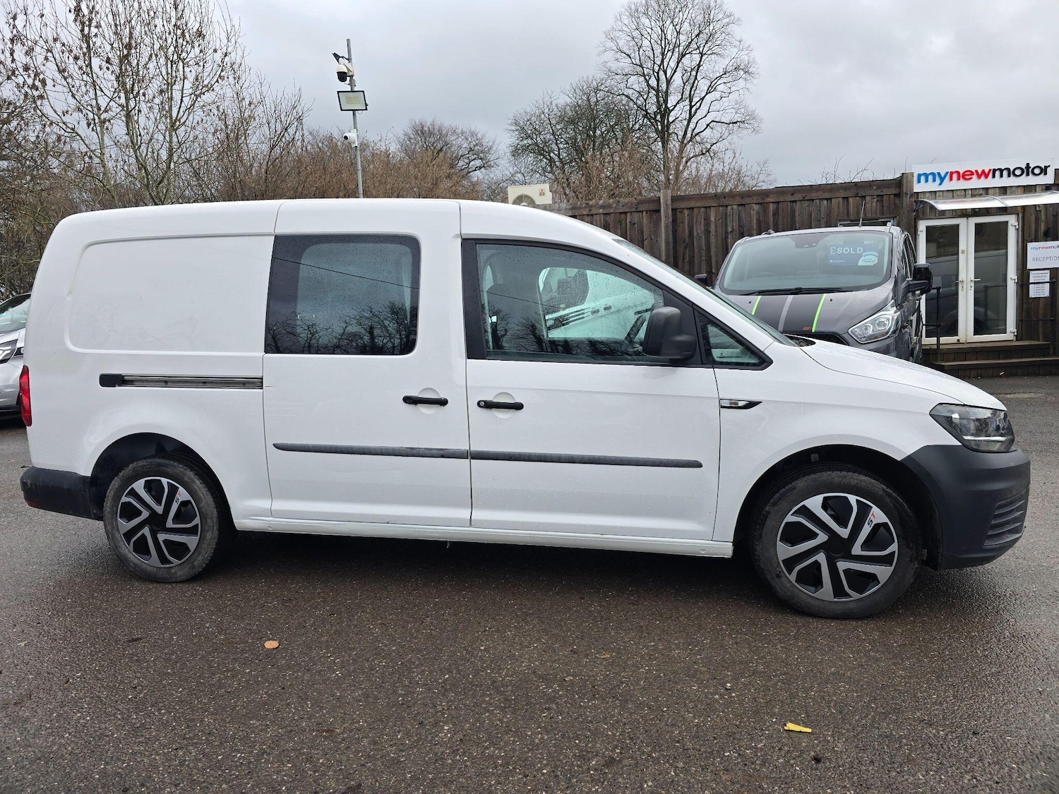Used Volkswagen Caddy Maxi 2017 for sale - 77279450: Photo 7