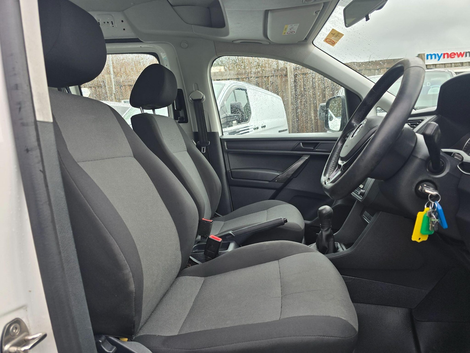 Used Volkswagen Caddy Maxi 2017 for sale - 77279450: Photo 9