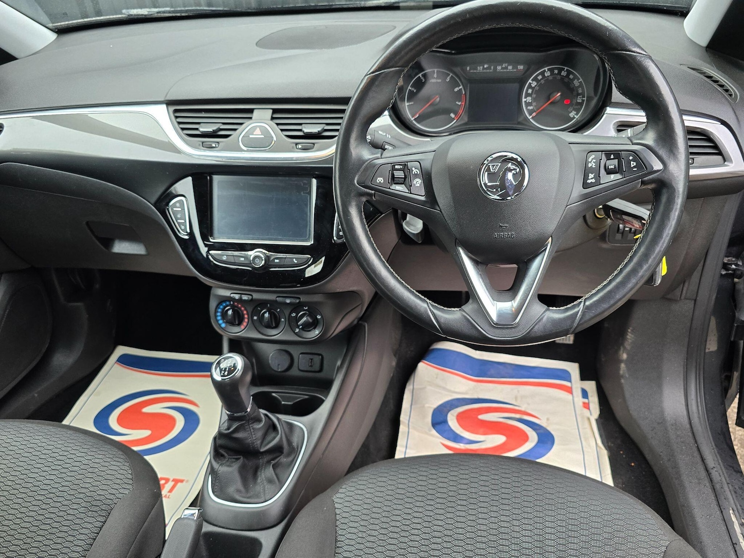 Used Vauxhall Corsa 2017 for sale - 78204190: Photo 2