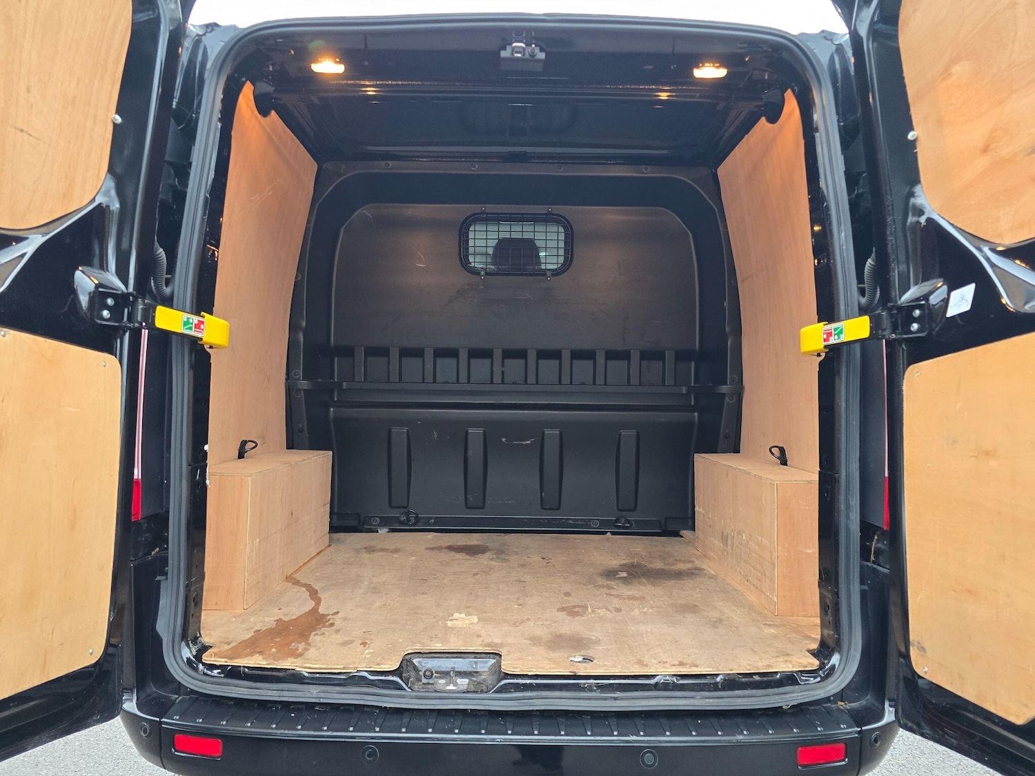 Used Ford Transit Custom 2022 for sale - 76926773: Photo 19