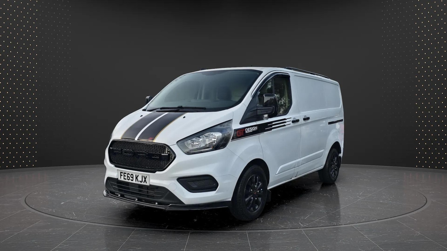 Used Ford Transit Custom 2019 for sale - 76913107: Photo 1