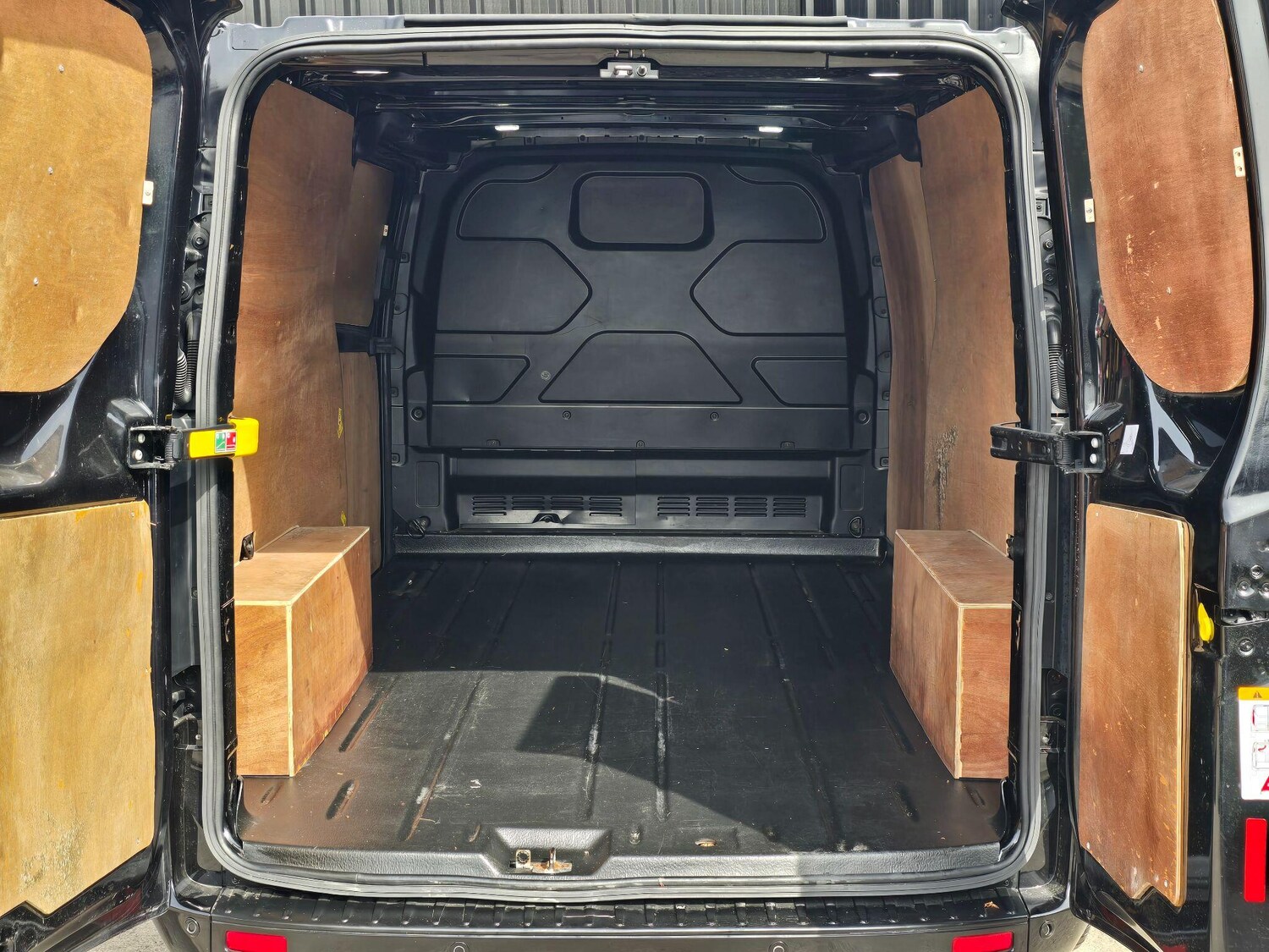 Used Ford Transit Custom 2020 for sale - 78204424: Photo 38