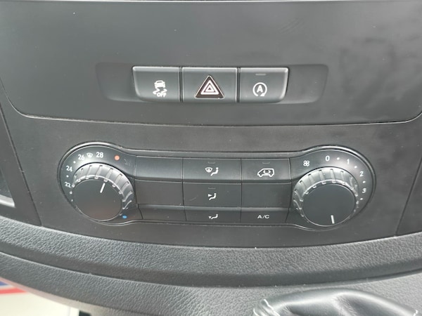 Used Mercedes-Benz Vito 2020 for sale - 76268216: Photo 24