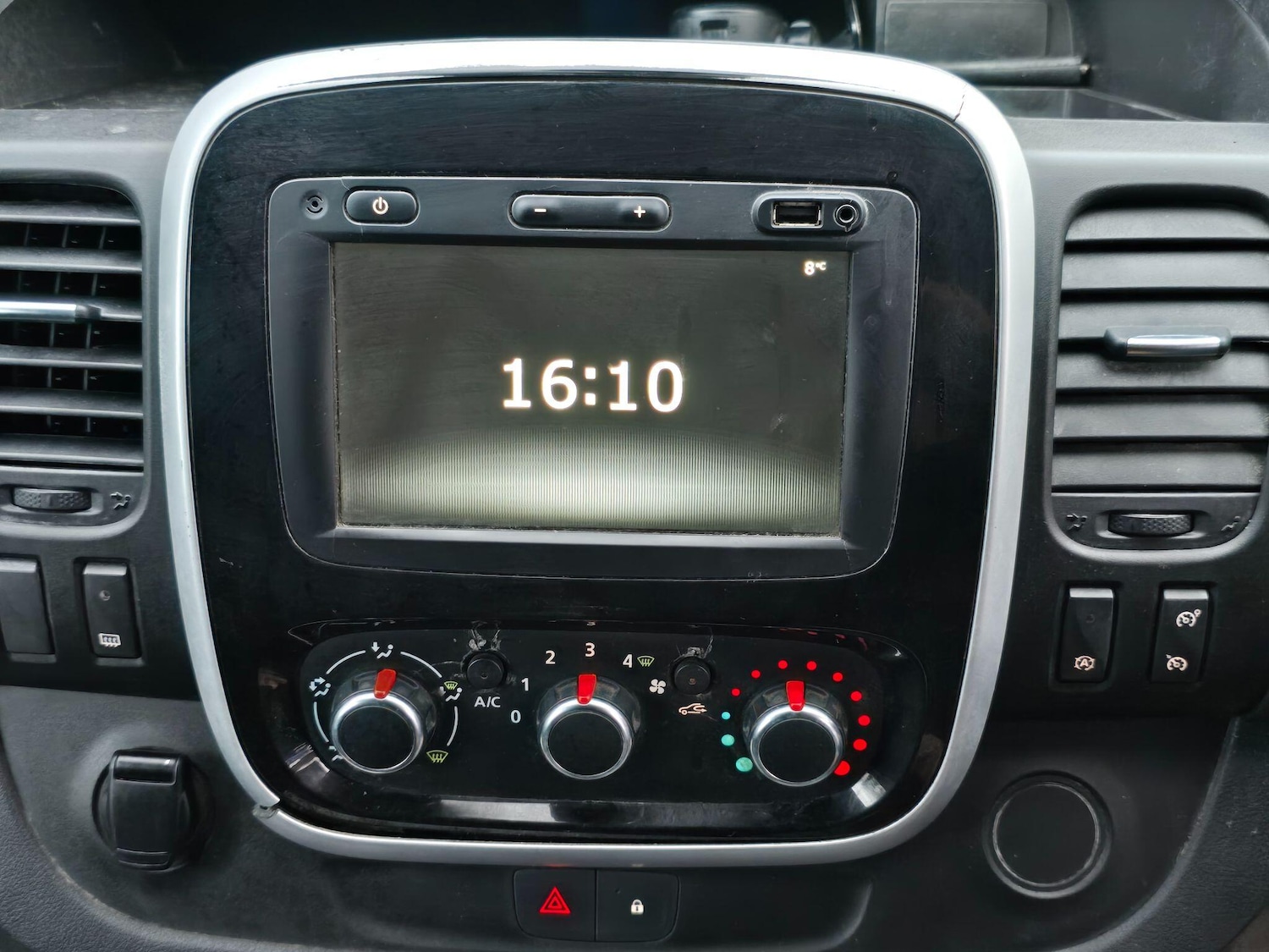 Used Renault Trafic 2019 for sale - 76965376: Photo 12