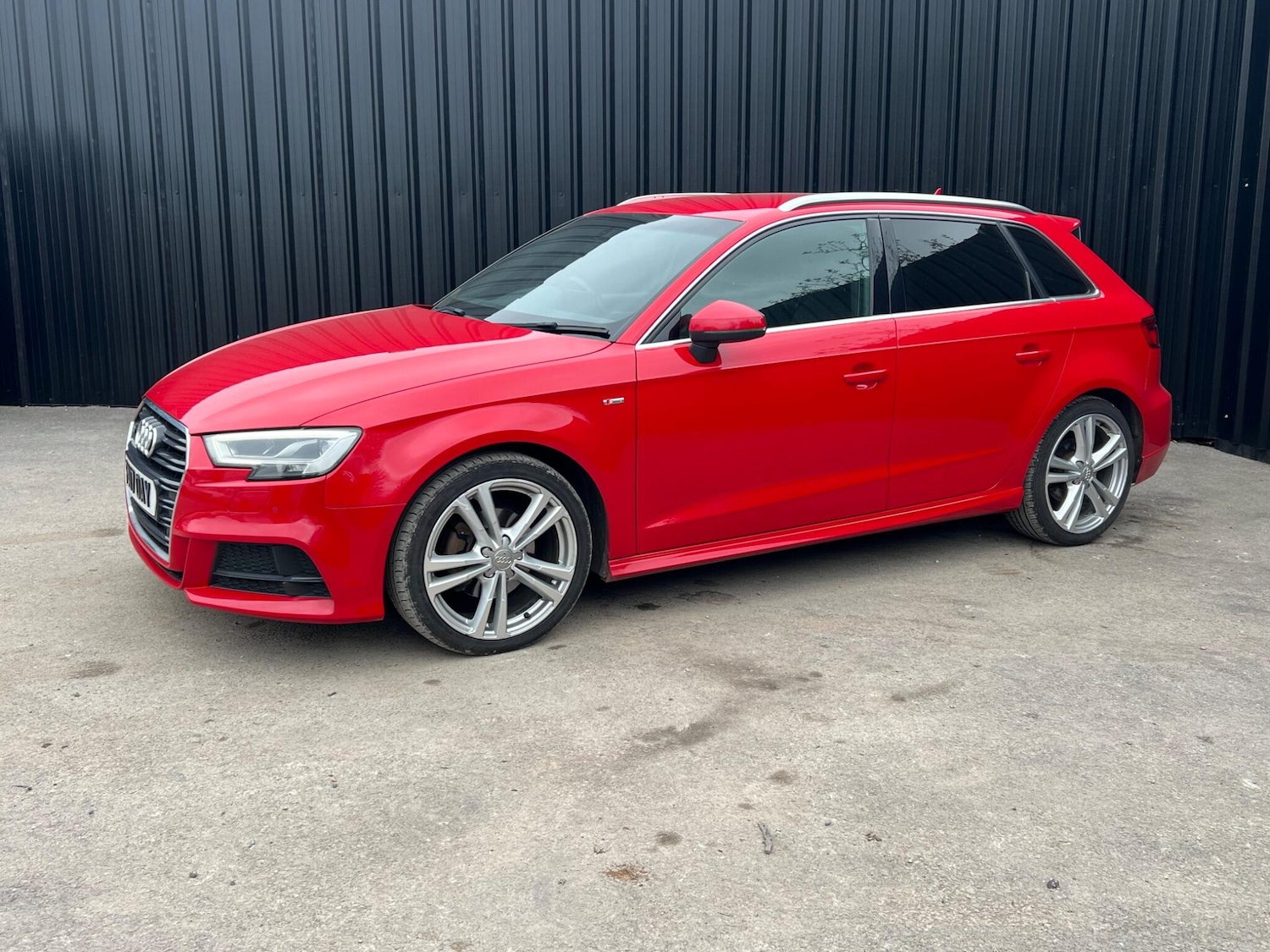 Used Audi A3 2017 for sale - 78007674: Photo 2