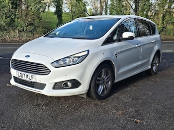 2017 (17) - 2.0 TDCi 150 Titanium 5dr Powershift