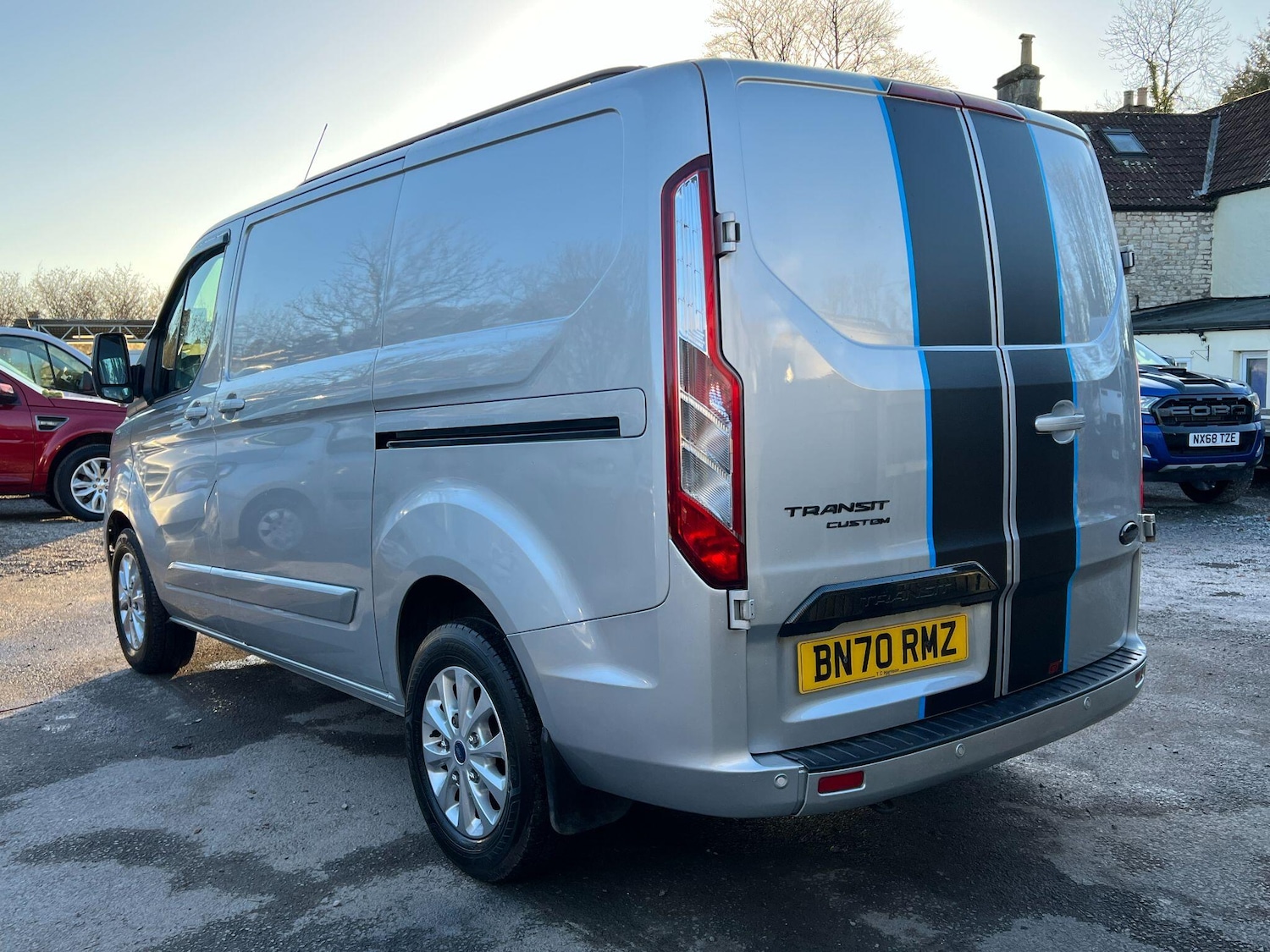 Used Ford Transit Custom 2020 for sale - 77091008: Photo 2