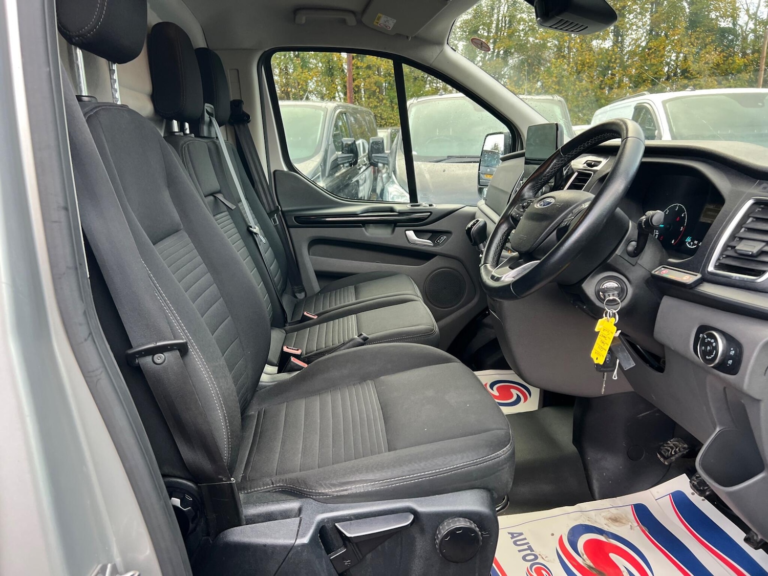 Used Ford Transit Custom 2019 for sale - 76432791: Photo 11