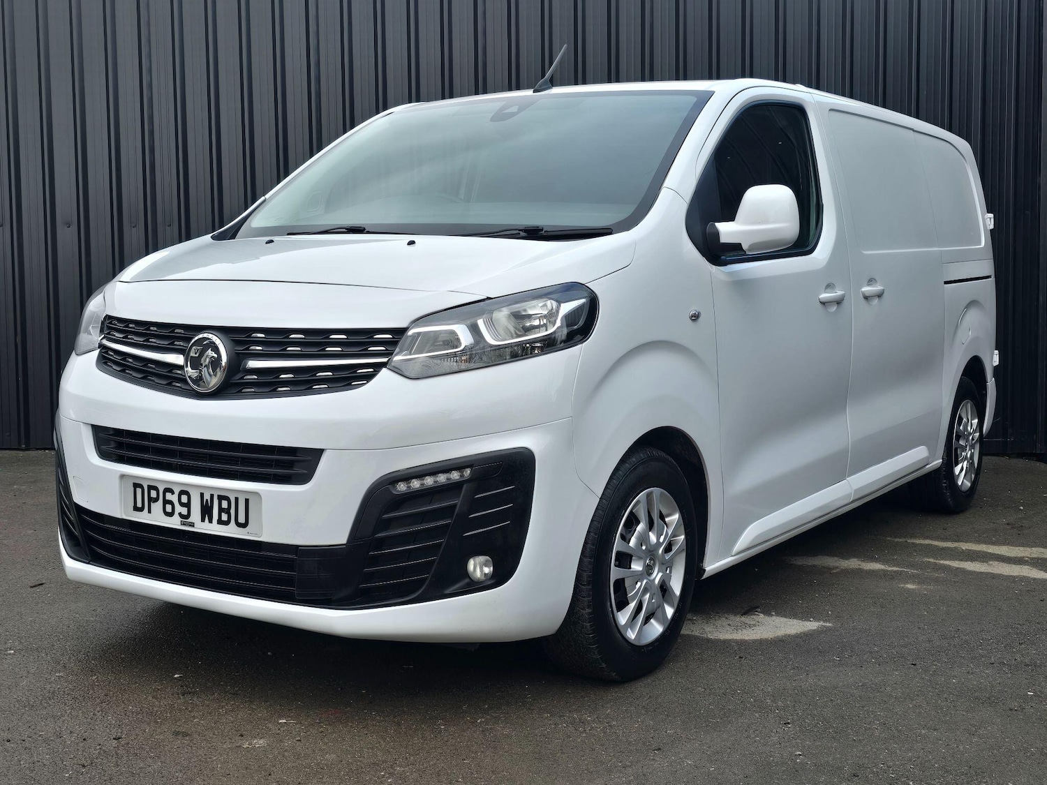 Used Vauxhall Vivaro 2019 for sale - 77969978: Photo 23