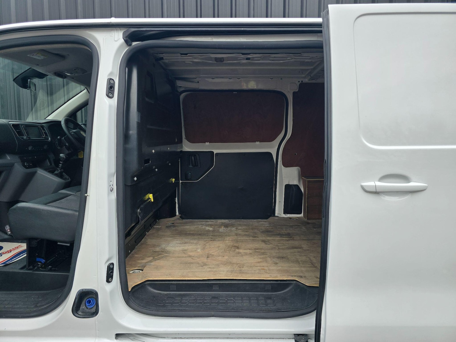 Used Vauxhall Vivaro 2019 for sale - 77969978: Photo 28