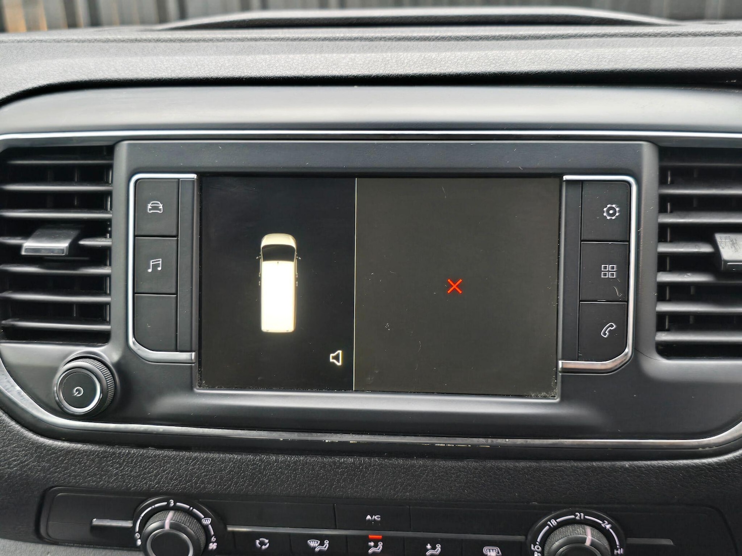 Used Vauxhall Vivaro 2019 for sale - 77969978: Photo 32