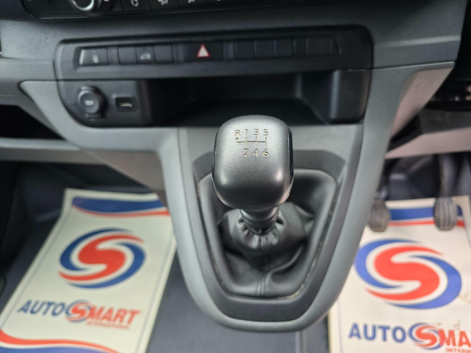 Used Vauxhall Vivaro 2019 for sale - 77969978: Photo 34