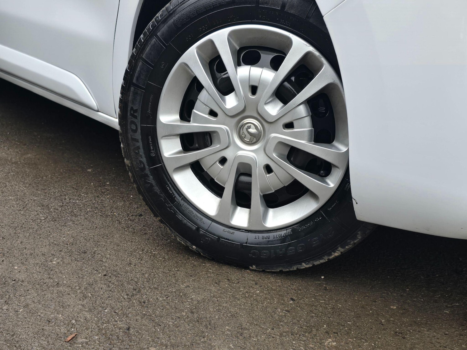 Used Vauxhall Vivaro 2019 for sale - 77969978: Photo 5