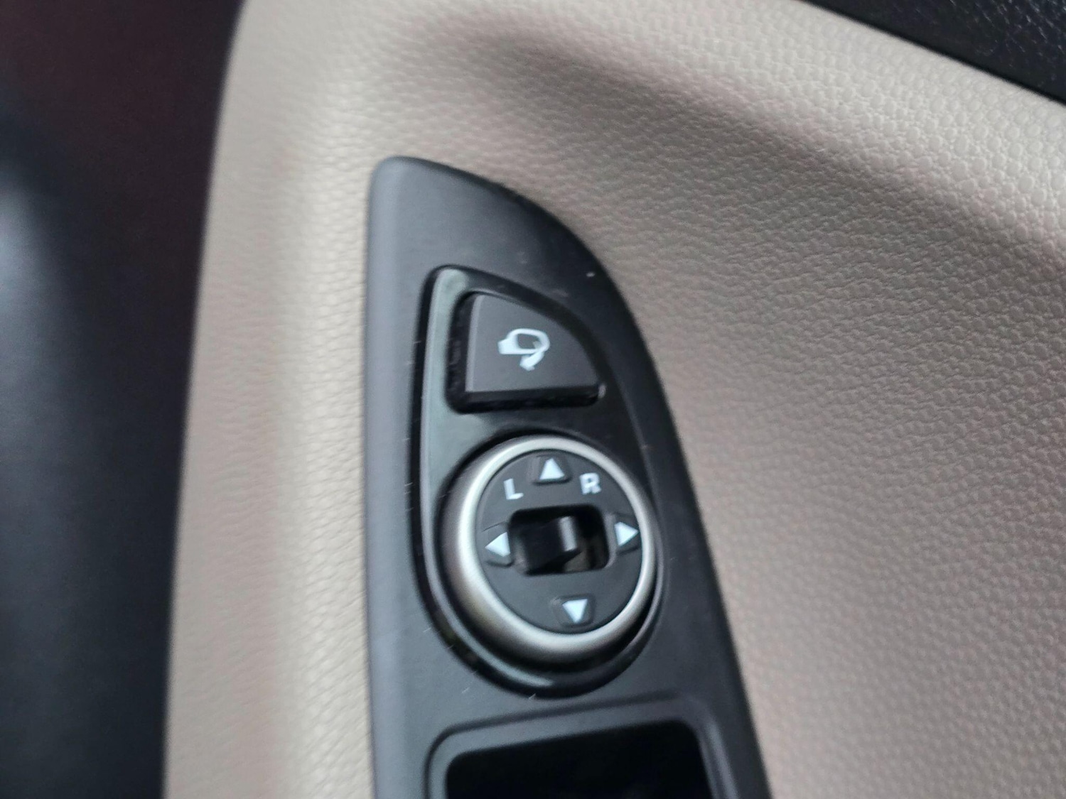 Used Hyundai i20 2015 for sale - 77268062: Photo 17