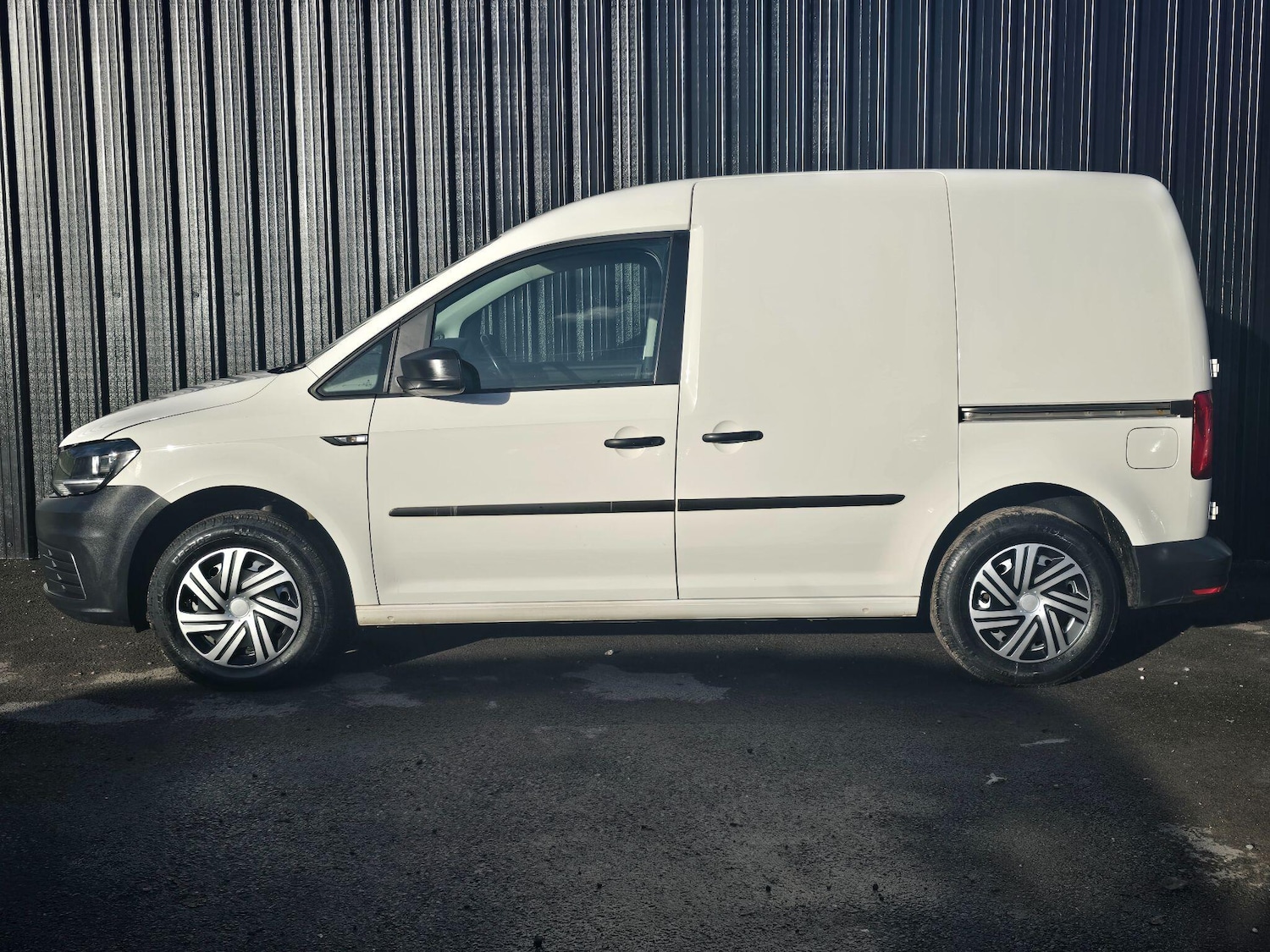 Used Volkswagen Caddy 2020 for sale - 77278503: Photo 3