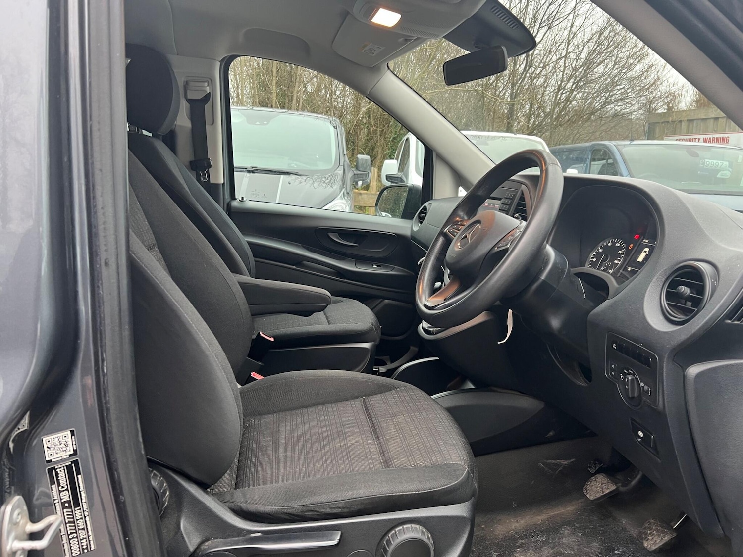 Used Mercedes-Benz Vito 2017 for sale - 77784404: Photo 2