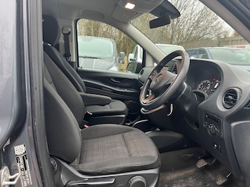 Used Mercedes-Benz Vito 2017 for sale - 77784404: Photo