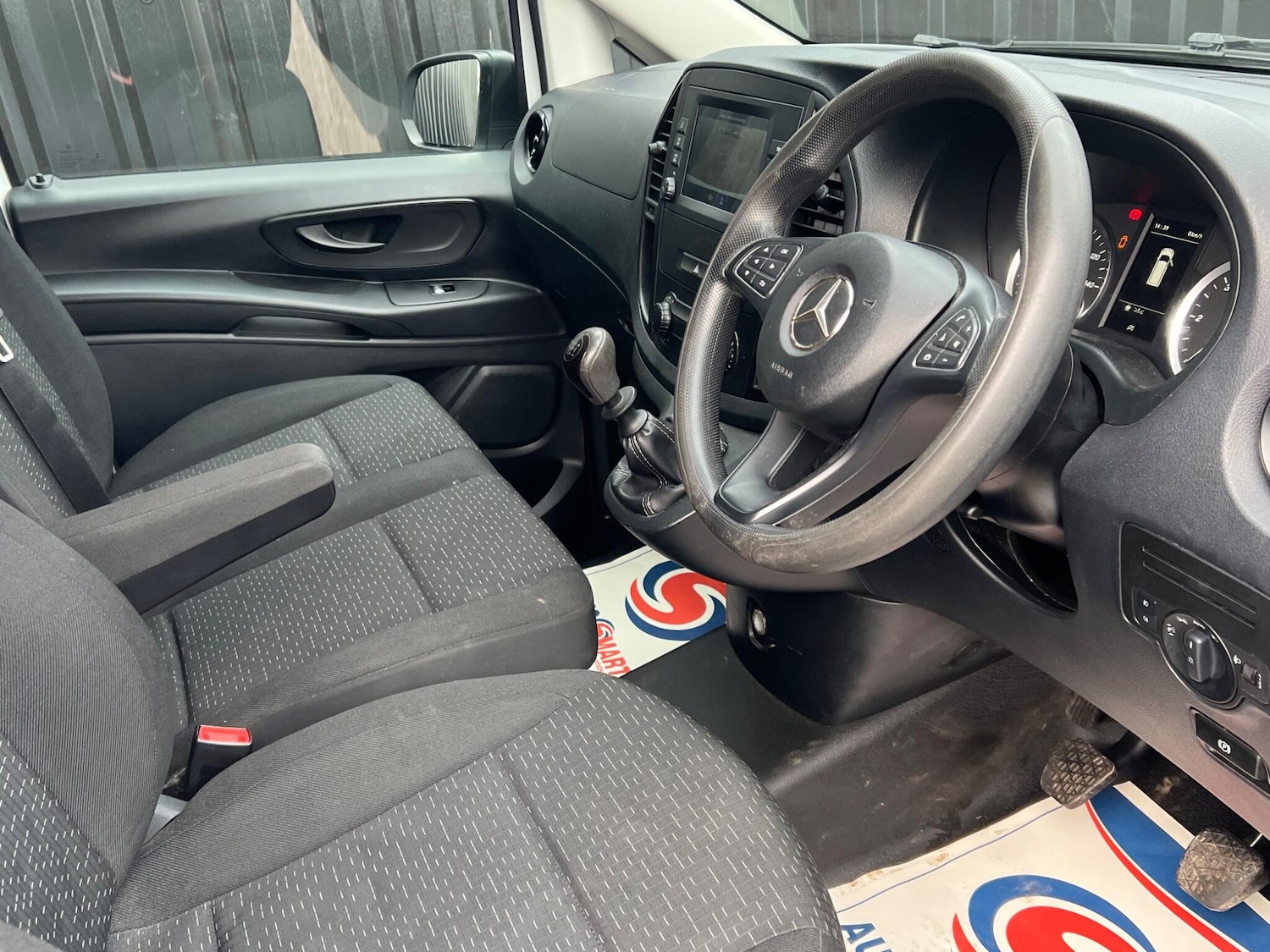 Used Mercedes-Benz Vito for sale - 77587320: Photo 11