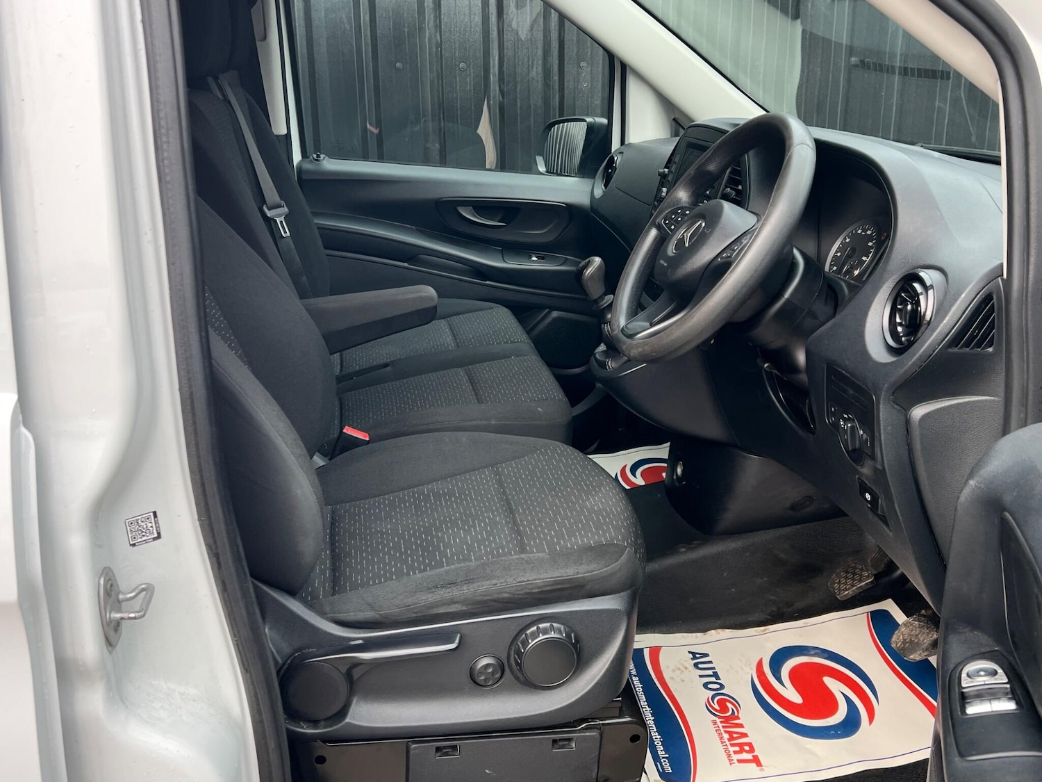 Used Mercedes-Benz Vito for sale - 77587320: Photo 12