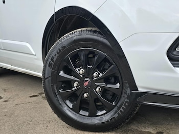 Used Ford Transit Custom 2018 for sale - 78988111: Photo