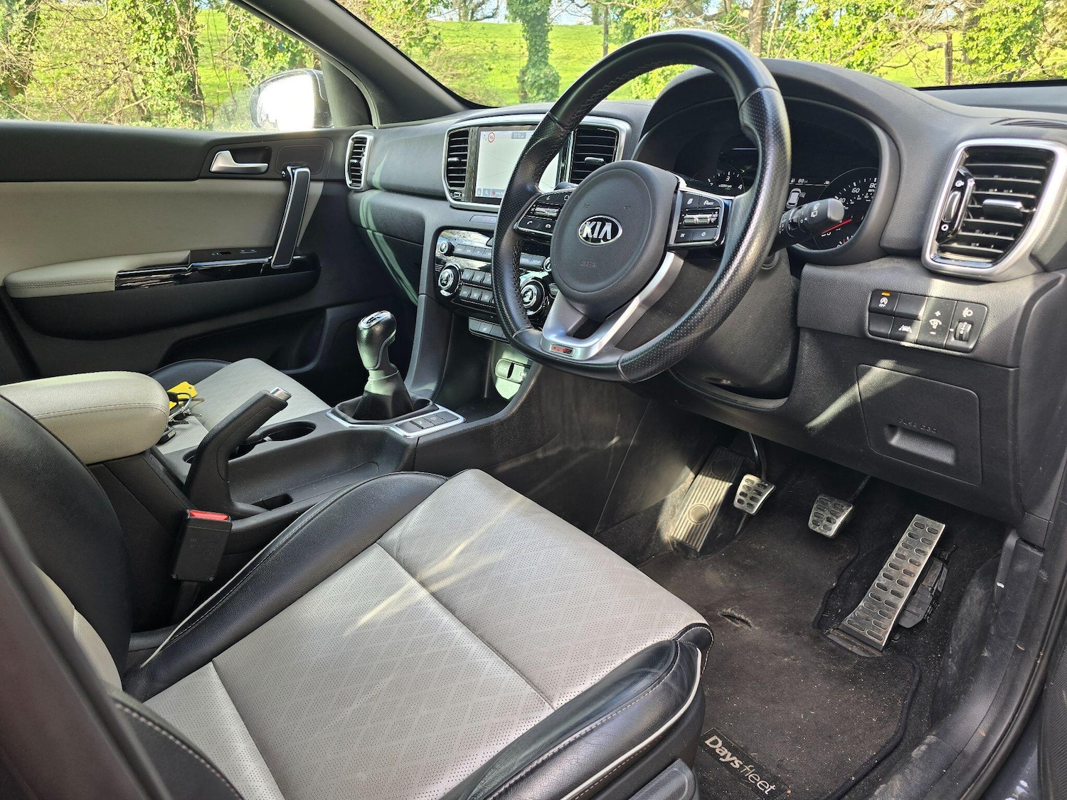 Used Kia Sportage 2021 for sale - 76700965: Photo 2