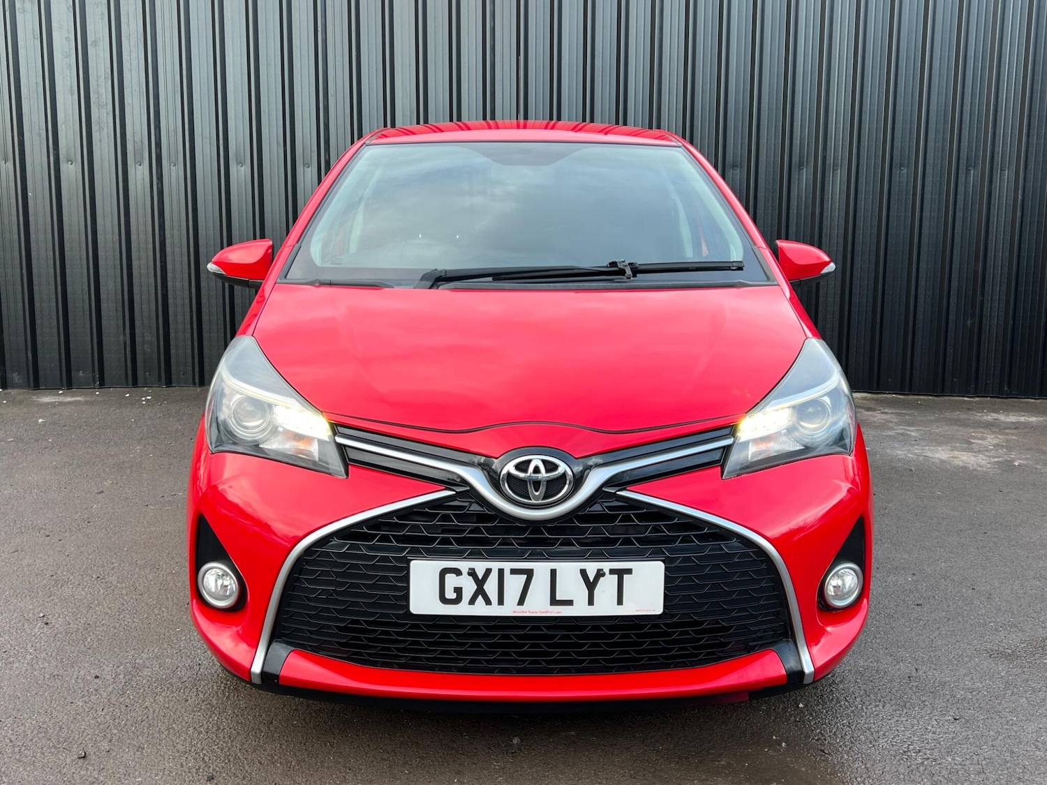 Used Toyota Yaris 2017 for sale - 77267543: Photo 13