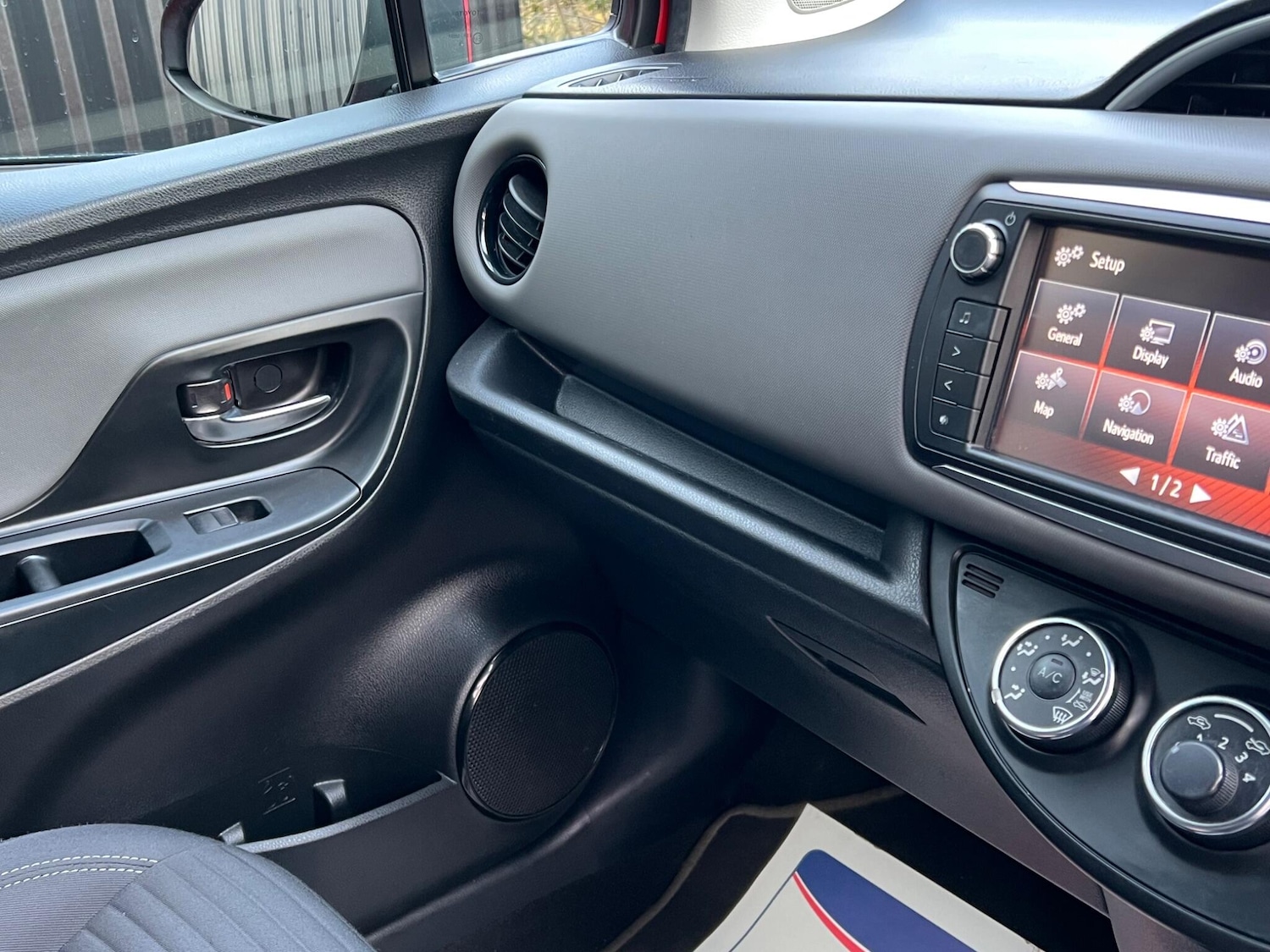 Used Toyota Yaris 2017 for sale - 77267543: Photo 20