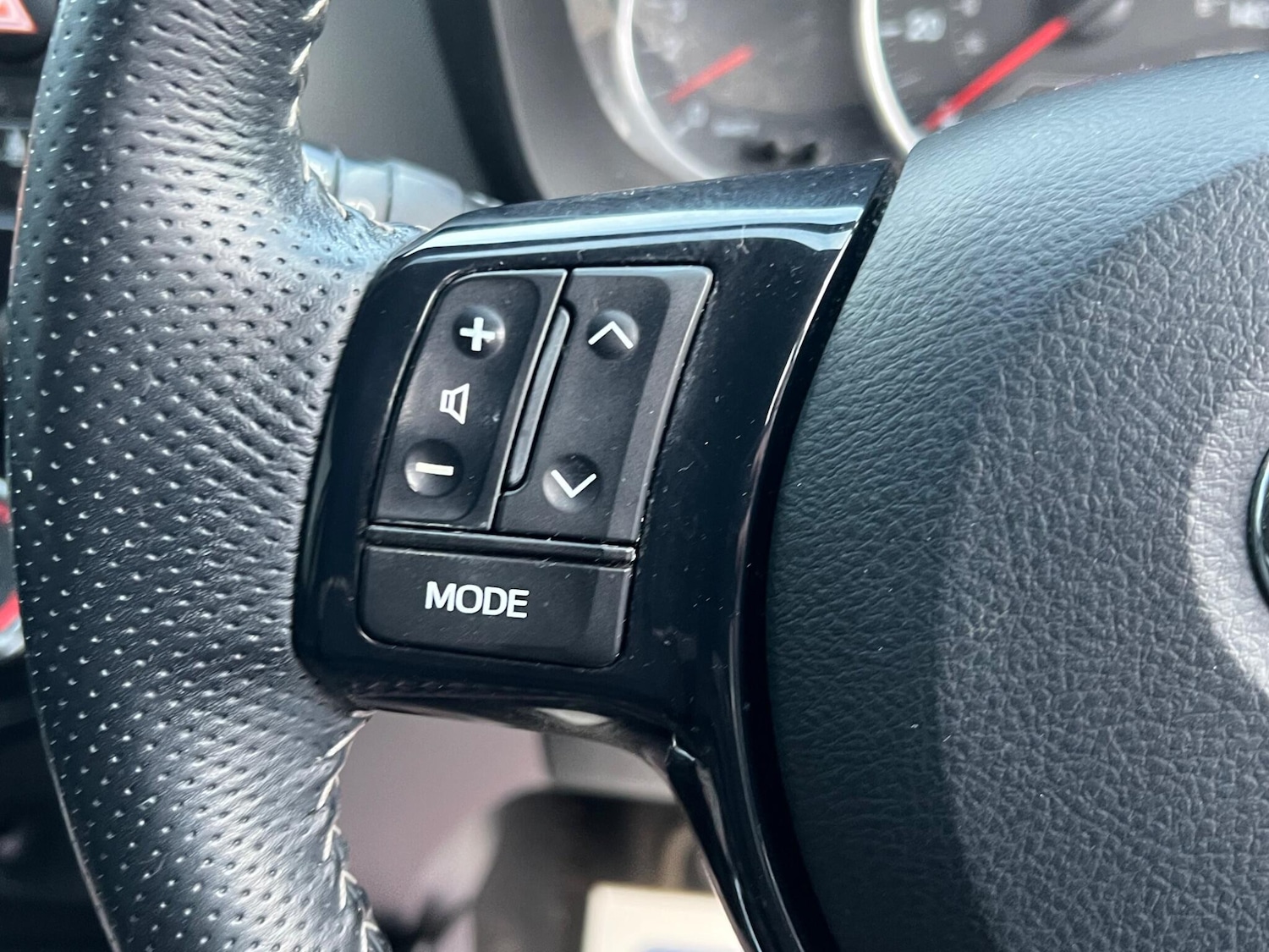 Used Toyota Yaris 2017 for sale - 77267543: Photo 21