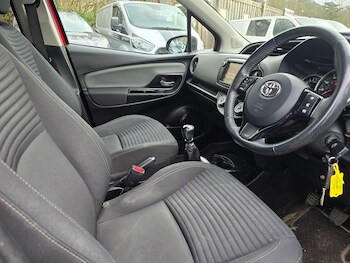 Used Toyota Yaris 2017 for sale - 77267543: Photo