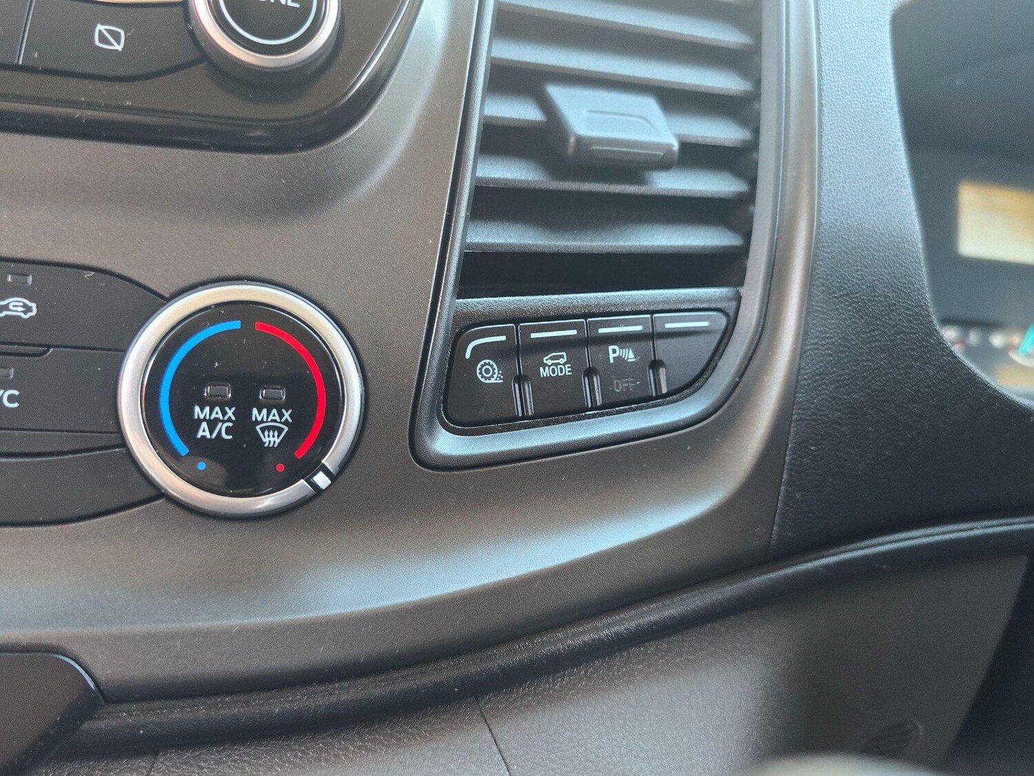 Used Ford Transit Custom 2022 for sale - 77939497: Photo 17