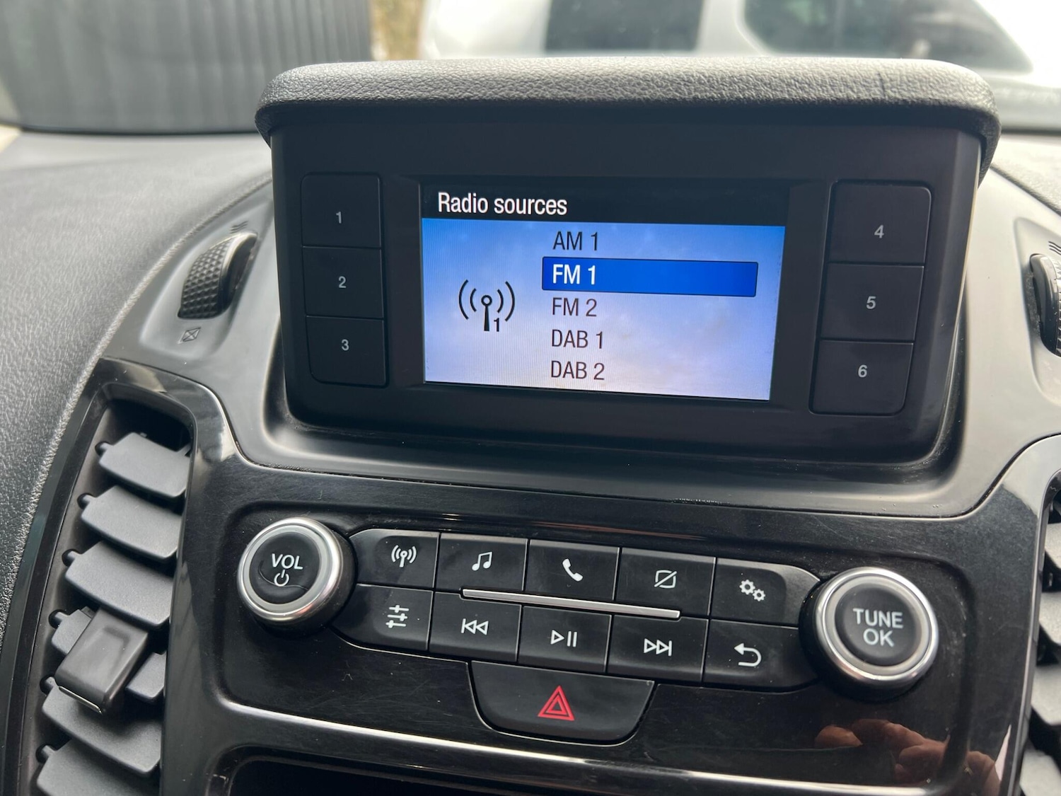 Used Ford Transit Connect 2019 for sale - 77439919: Photo 38