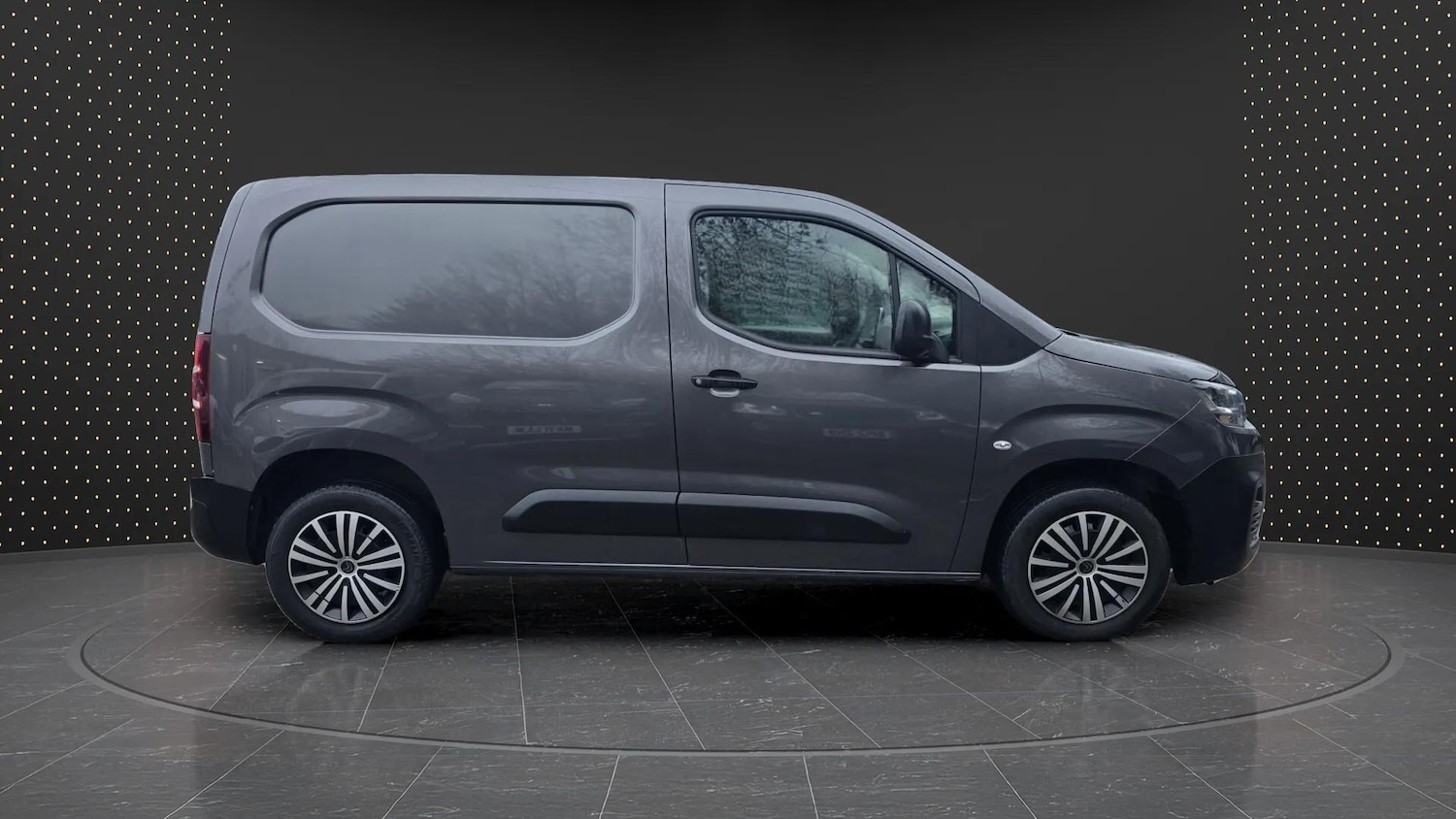 Used Citroen Berlingo 2021 for sale - 76964697: Photo 14