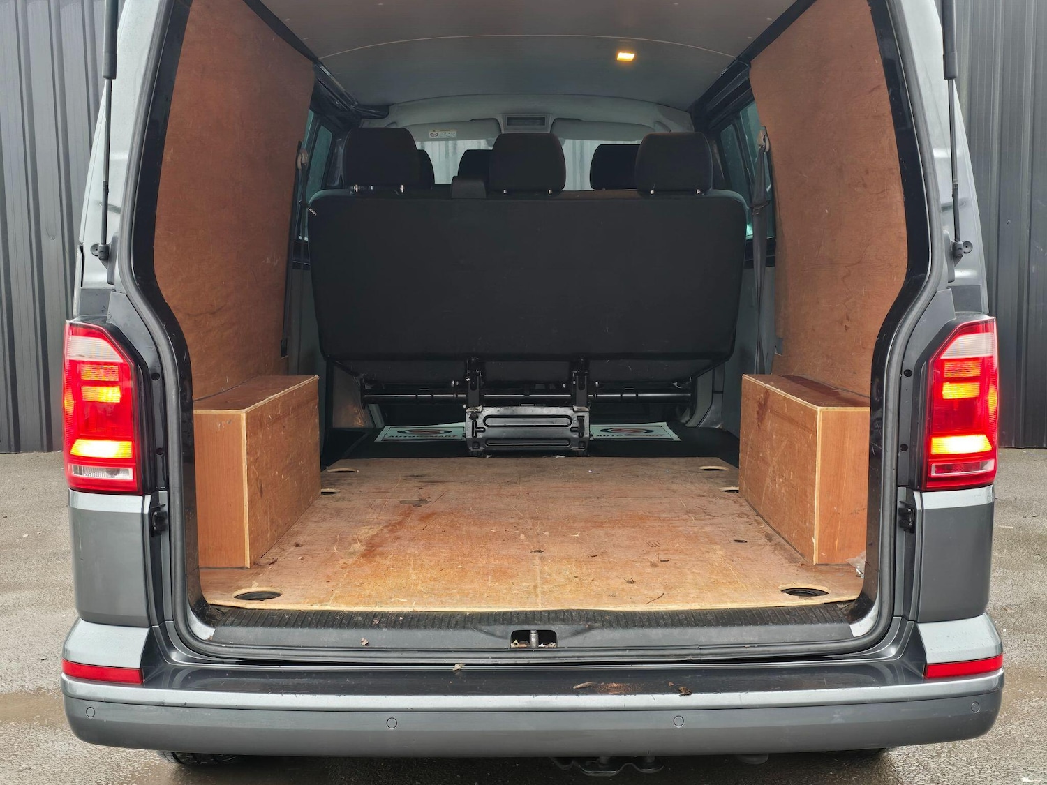 Used Volkswagen Transporter 2016 for sale - 76975676: Photo 23