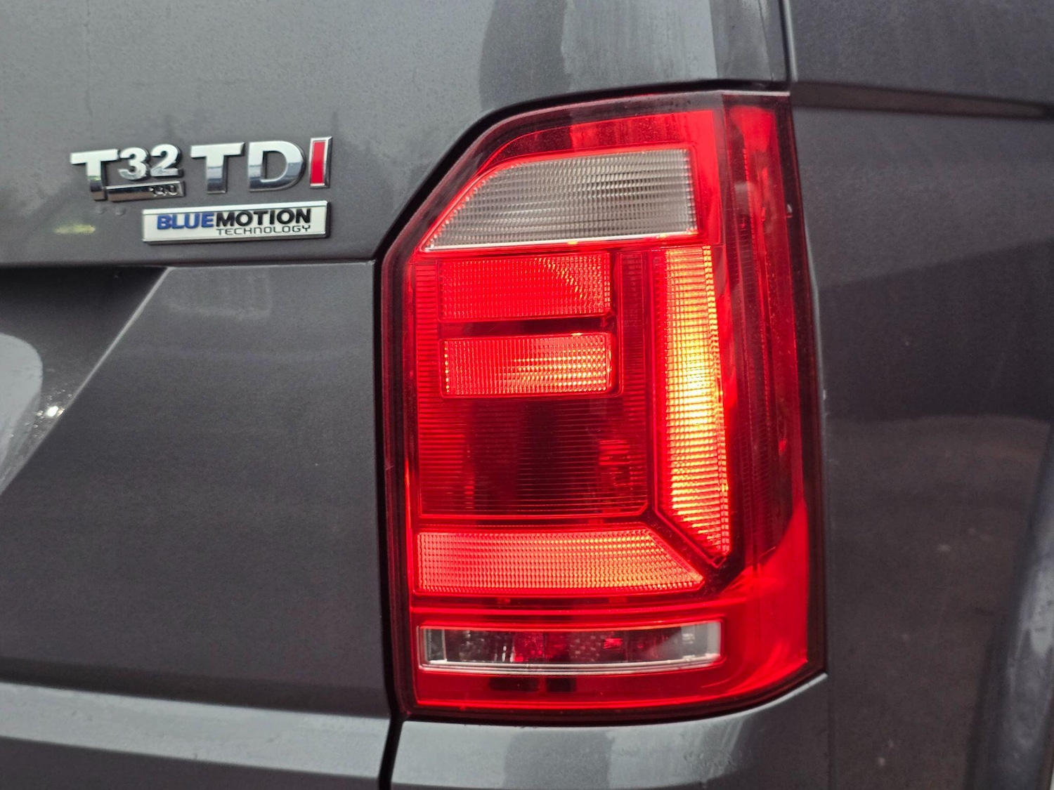 Used Volkswagen Transporter 2016 for sale - 76975676: Photo 41