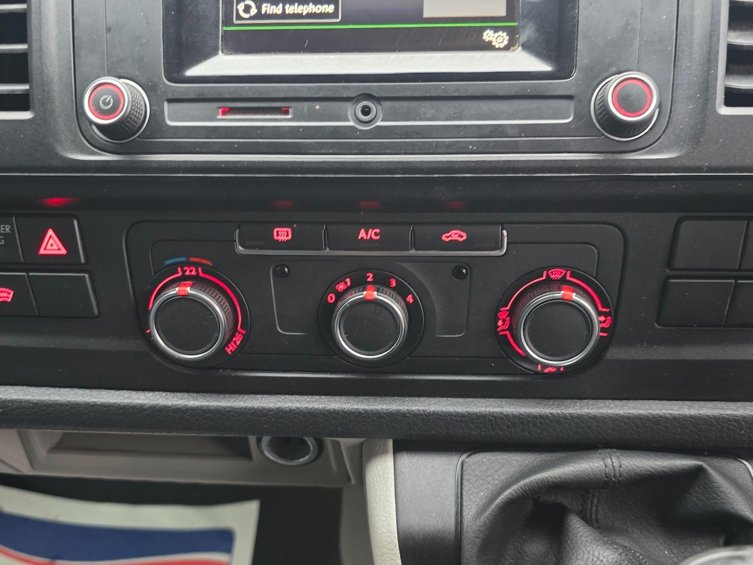 Used Volkswagen Transporter 2016 for sale - 76975676: Photo 43