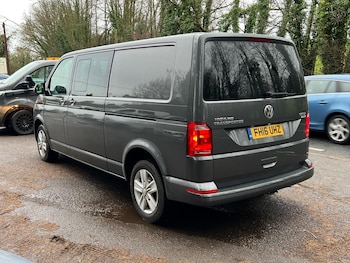 Used Volkswagen Transporter 2016 for sale - 76975676: Photo