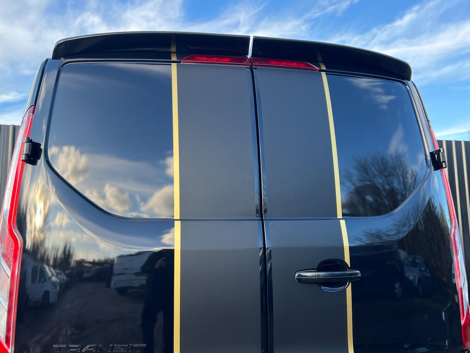 Used Ford Transit Custom 2021 for sale - 77468598: Photo 2