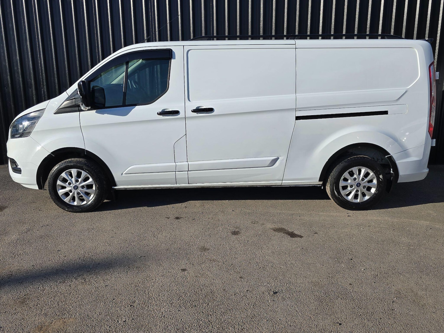 Used Ford Transit Custom 2021 for sale - 77695608: Photo 3