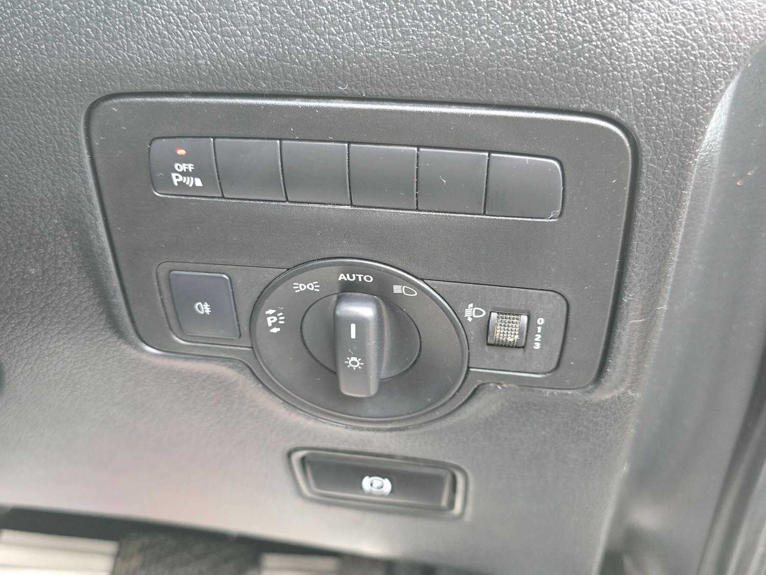 Used Mercedes-Benz Vito 2019 for sale - 77537885: Photo 20